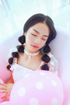 亚洲一线二线三线品牌精华液久久久